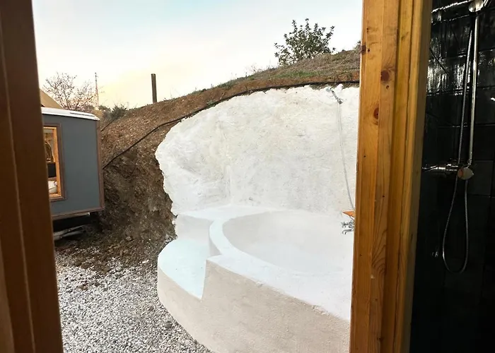 Romantic - Hottub & Sauna 豪华帐篷 *