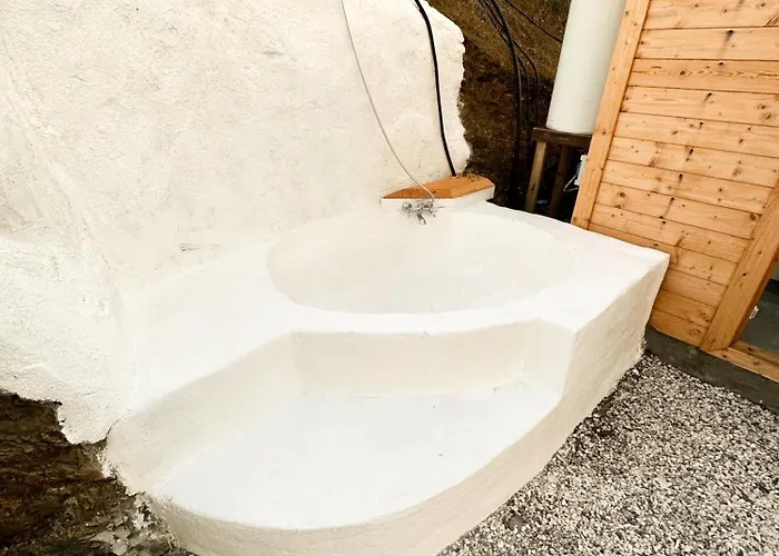 Romantic - Hottub & Sauna